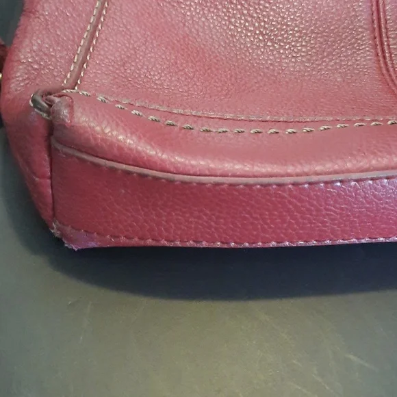 Leather Burgundy The Sak Bag - Picture 10 of 12